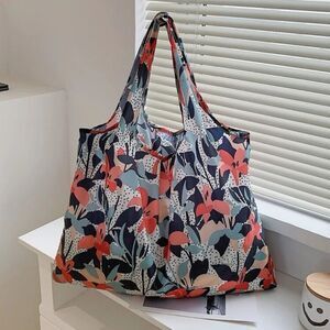 Flowers Pattern Fashionable Reusable Shopping Bag
